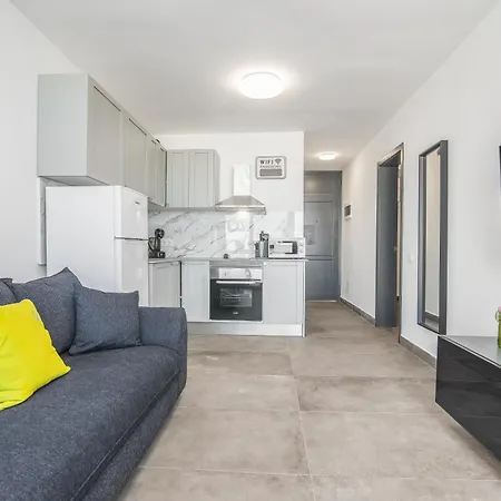 Beach, One Bedroom Appartamento *